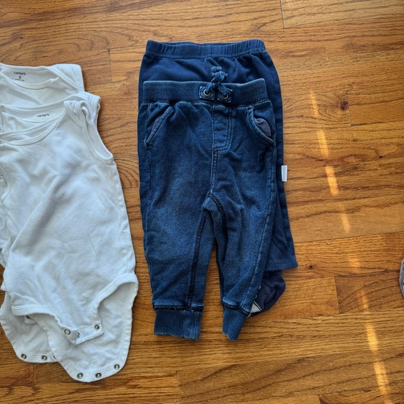 Carters Bundle 9 Month 12 Pieces - Picture 4 of 8